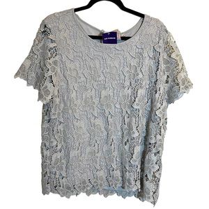 Sold.  Philosophy Womens Top Size XXL Vapor Gray Crochet Lined Floral Overlay